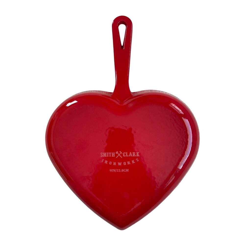 Smith & Clark Ironworks 9 in. Enameled Cast Iron Heart Valentine's Day Skillet - Picture 3 of 4
